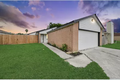 5212 Willowview Drive, Baytown, TX 77521 - Photo 1