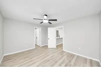 5212 Willowview Drive, Baytown, TX 77521 - Photo 21