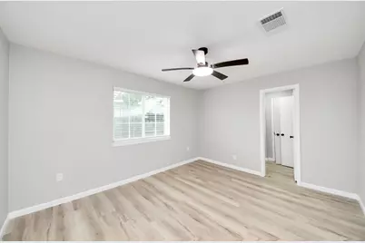 5212 Willowview Drive, Baytown, TX 77521 - Photo 19