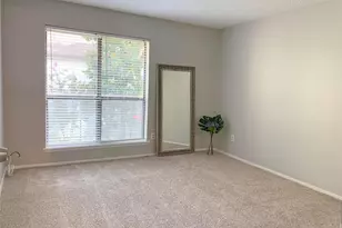 10049 Westpark Dr, Houston, TX 77042 - Photo 17