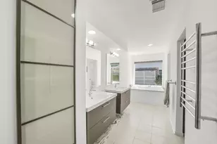 10815 Cranbrook Rd, Houston, TX 77042 - Photo 15