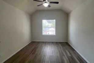 7719 Sign St, Houston, TX 77489 - Photo 3