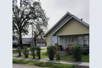 2703 Cochran, Houston, TX 77009 - Photo 1