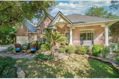 94 E Fairbranch Circle, The Woodlands, TX 77382 - Photo 3