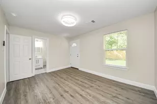 7066 Villa St, Houston, TX 77061 - Photo 7