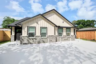 7066 Villa St, Houston, TX 77061 - Photo 1