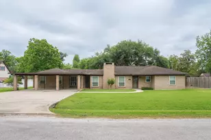 115 Neal Rd, Wharton, TX 77488 - Photo 1
