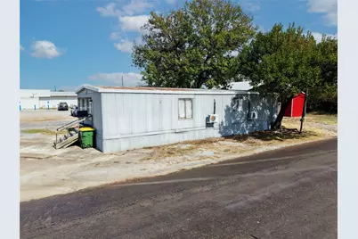 225 Main Street, Normangee, TX 77871 - Photo 13
