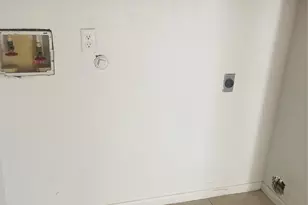 1826 Port O' Call St, Tiki Island, TX 77554 - Photo 11