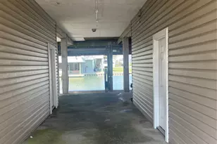 1826 Port O' Call St, Tiki Island, TX 77554 - Photo 3