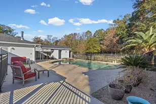 8592 Creek Rd, Orange, TX 77630 - Photo 35