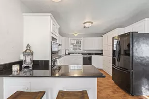 8592 Creek Rd, Orange, TX 77630 - Photo 9