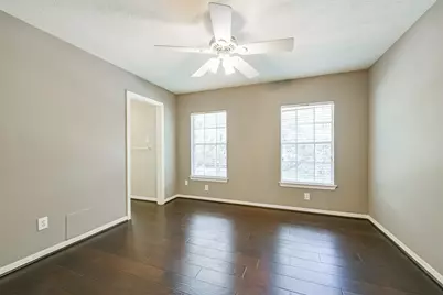 3223 Pleasant Cove Court, Houston, TX 77059 - Photo 27