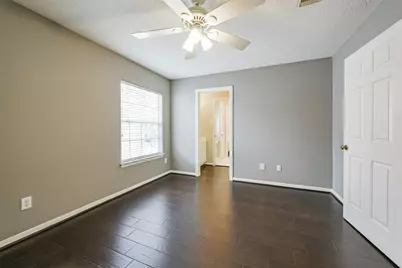 3223 Pleasant Cove Court, Houston, TX 77059 - Photo 25