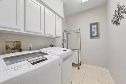 13902 Mill Garden Court, Houston, TX 77059 - Photo 29