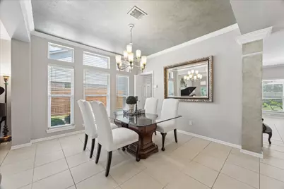 13902 Mill Garden Court, Houston, TX 77059 - Photo 9