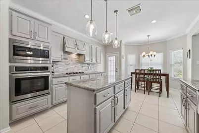 13902 Mill Garden Court, Houston, TX 77059 - Photo 19