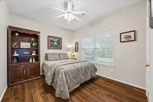 13902 Mill Garden Ct, Houston, TX 77059 - Photo 27