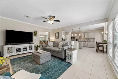 13902 Mill Garden Court, Houston, TX 77059 - Photo 13