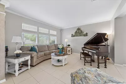 13902 Mill Garden Court, Houston, TX 77059 - Photo 5