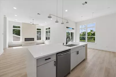 1421 E 36th Street, Houston, TX 77022 - Photo 7