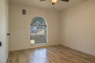 2106 Guinevere St, Arlington, TX 76014 - Photo 19