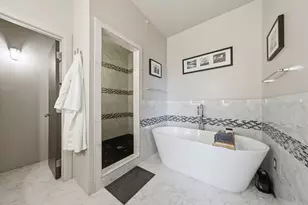 1005 S Shepherd Dr, Houston, TX 77019 - Photo 37