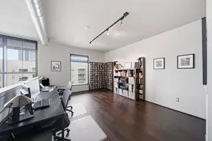 1005 S Shepherd Dr, Houston, TX 77019 - Photo 29