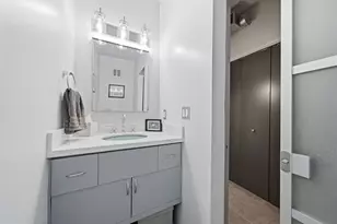1005 S Shepherd Dr, Houston, TX 77019 - Photo 13