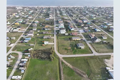 1354 Skyline Drive, Port Bolivar, TX 77650 - Photo 9