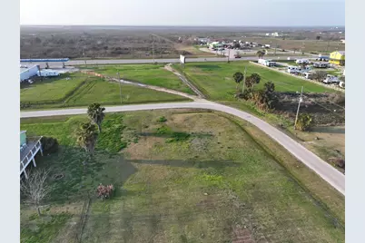 1354 Skyline Drive, Port Bolivar, TX 77650 - Photo 7