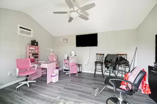 606 Brook Ln, Pasadena, TX 77502 - Photo 7