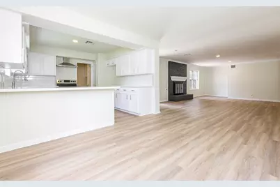 17519 Butte Creek Road, Houston, TX 77090 - Photo 11