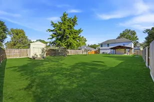 13669 Running Bear Dr, Willis, TX 77378 - Photo 41