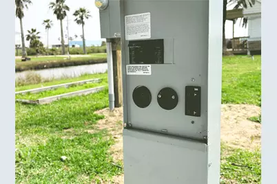 1176 N Tinkle Lane, Crystal Beach, TX 77650 - Photo 7