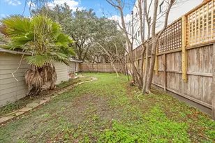 2739 Drexel Dr, Houston, TX 77027 - Photo 7