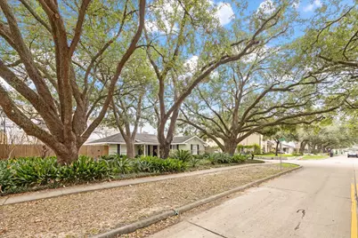 2739 Drexel Drive, Houston, TX 77027 - Photo 5