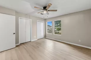 2521 Crosstimbers St, Huntsville, TX 77320 - Photo 7
