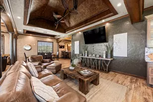 323 Tiki Dr, Tiki Island, TX 77554 - Photo 5