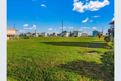18703 Shaman Drive, Galveston, TX 77554 - Photo 11