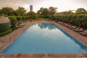 5100 San Felipe St, Houston, TX 77056 - Photo 17
