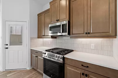 110 West Coralburst Loop, Montgomery, TX 77316 - Photo 5