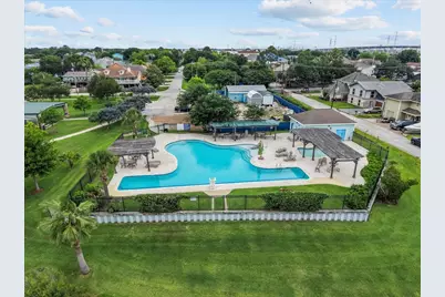 88 Bayou Lane, Kemah, TX 77565 - Photo 3