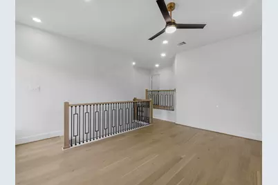 10514 Emnora Lane, Houston, TX 77043 - Photo 33
