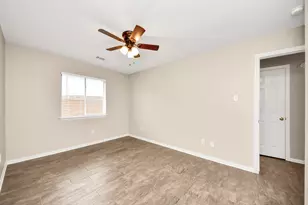 14610 Hazy Ridge Ln, Cypress, TX 77429 - Photo 31