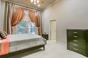 9607 Pemberton Trce, Houston, TX 77025 - Photo 7