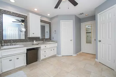 3814 Saint Michaels Court, Sugar Land, TX 77479 - Photo 19