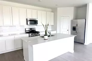 13221 Harbor Pt Dr, Texas City, TX 77568 - Photo 5