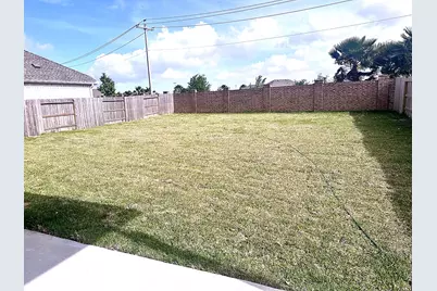 13221 Harbor Point Drive, Texas City, TX 77568 - Photo 13