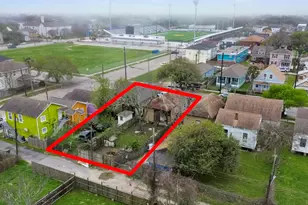 2806 Avenue L, Galveston, TX 77550 - Photo 3